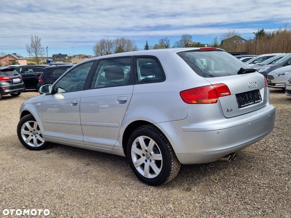 Audi A3 Sportback 1.4T FSI Ambiente - 3