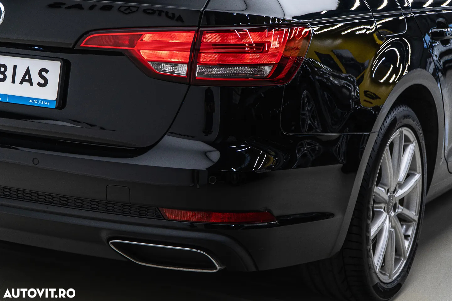 Audi A4 Avant 2.0 TDI S tronic - 37