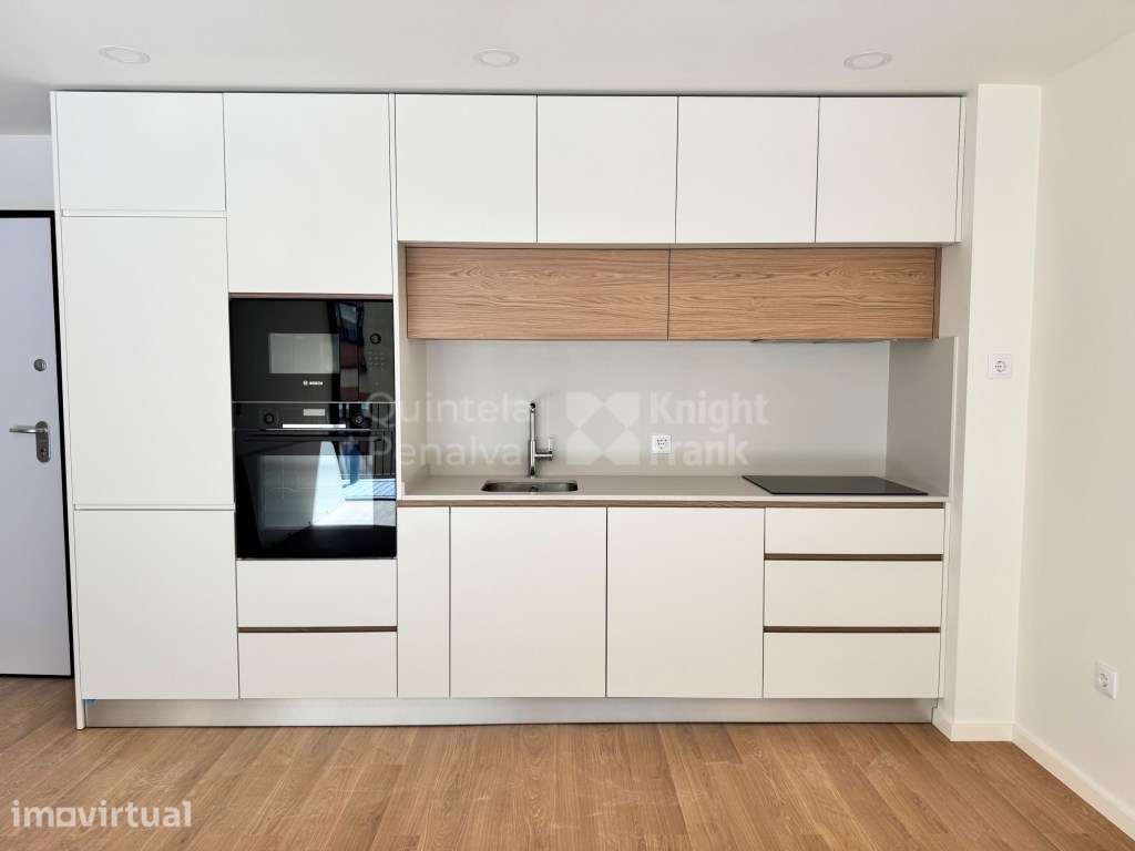 Apartamento T1 com varanda em Matosinhos Sul - Grande imagem: 3/26