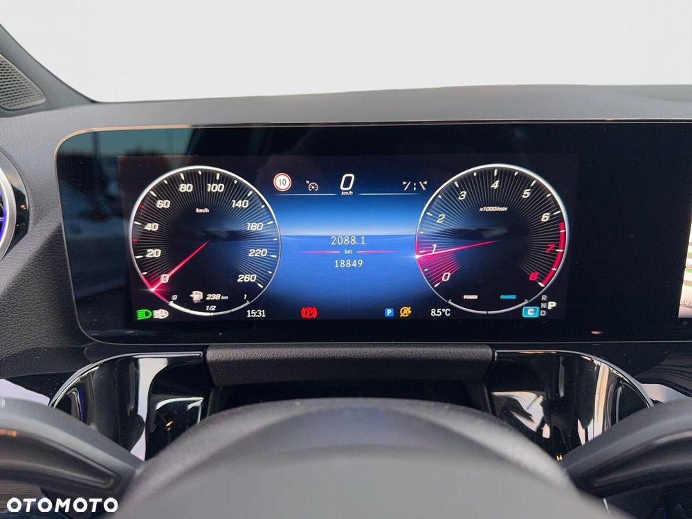 Mercedes-Benz GLA 200 AMG Line - 15