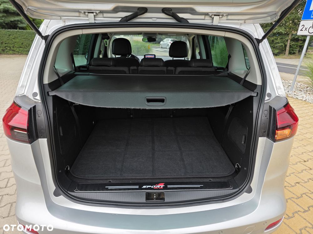 Opel Zafira - 12