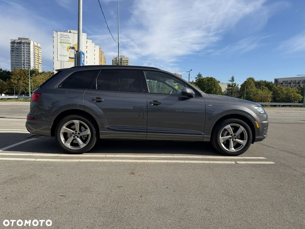 Audi Q7 - 10