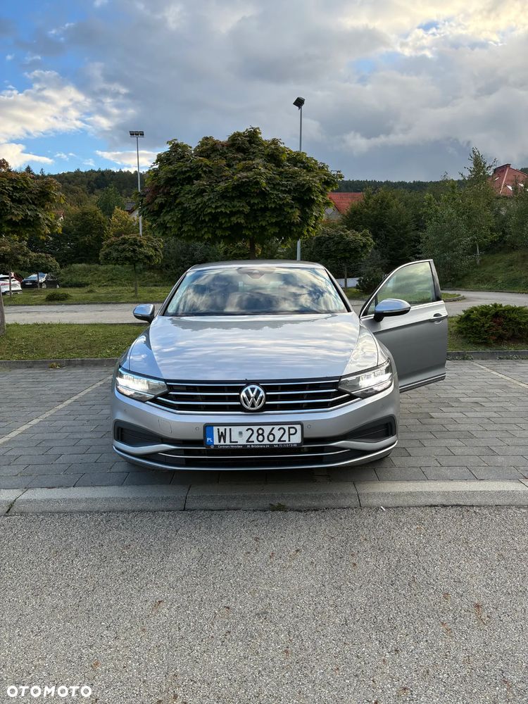 Volkswagen Passat 2.0 TSI Business DSG - 2