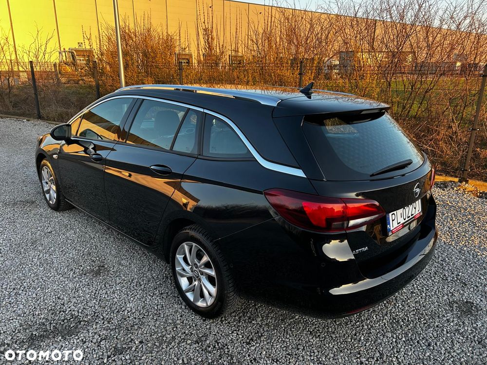 Opel Astra 1.2 Turbo Business Edition - 10