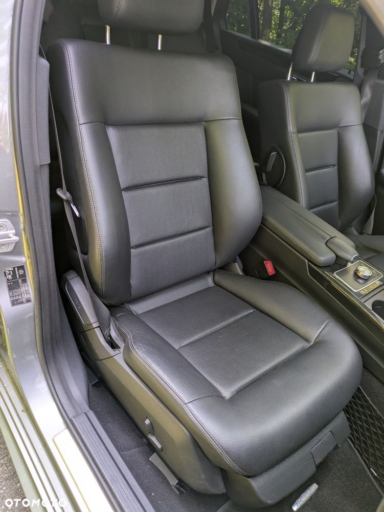 Mercedes-Benz Klasa E 250 CDI 4Matic 7G-TRONIC Avantgarde - 23