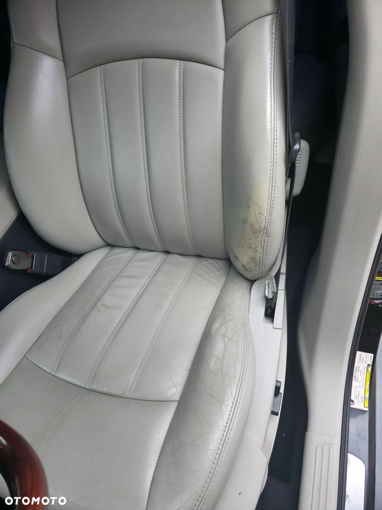 Chrysler 300C 5.7 V8 Hemi - 7