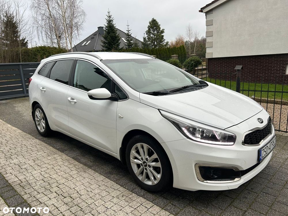 Kia Ceed 1.6 CRDi 136 ISG GT Line - 5