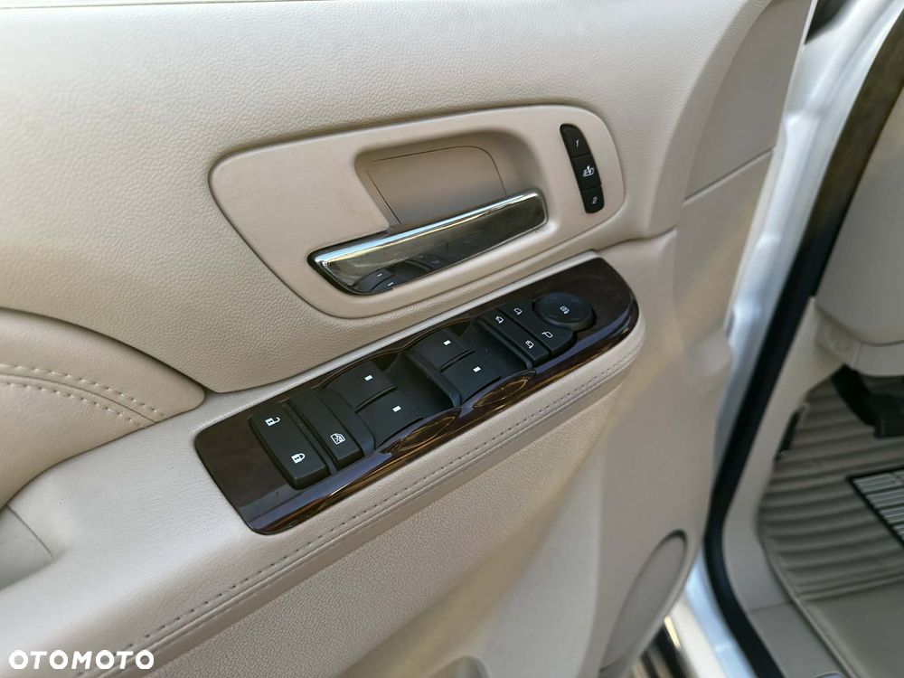 Cadillac Escalade - 27