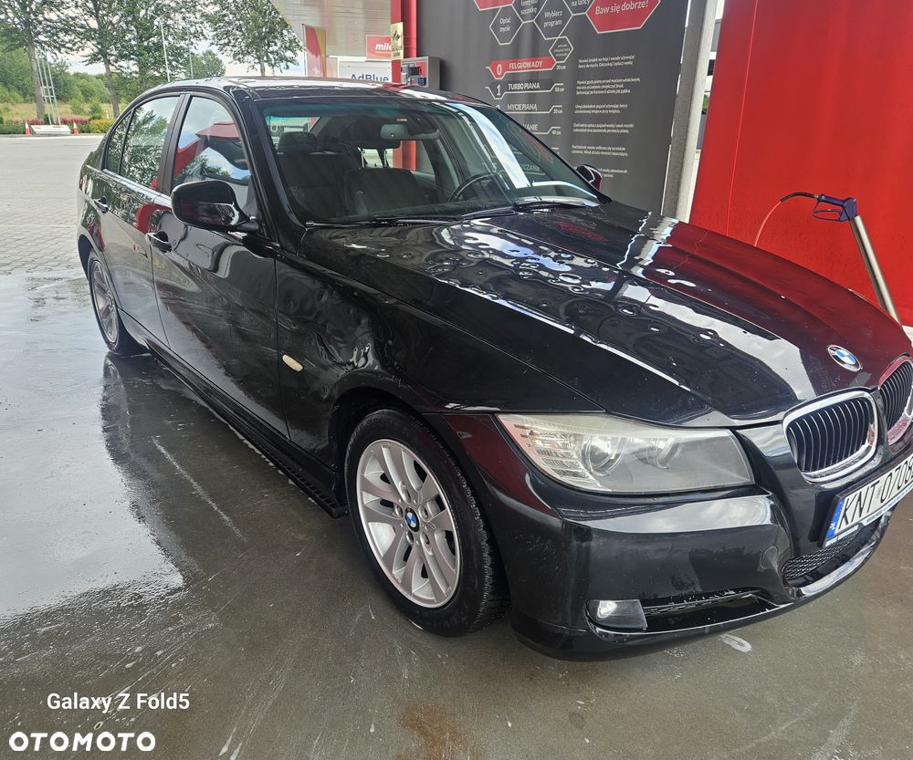 BMW Seria 3 318d EU6 - 4