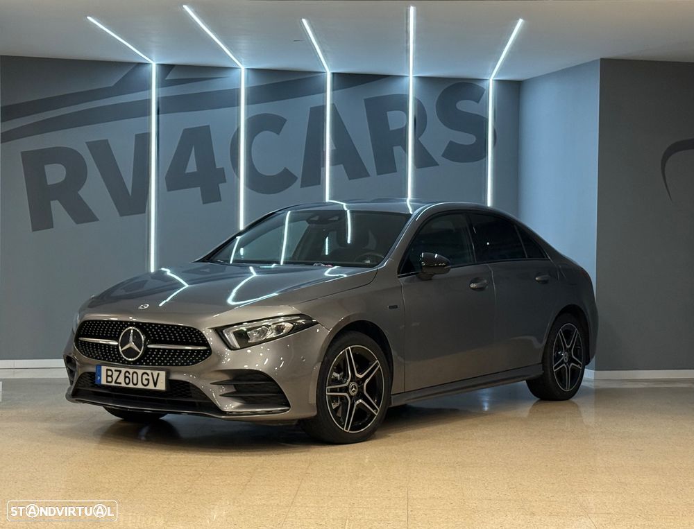 Mercedes-Benz A 250 Limousine e 8G-DCT AMG Line - 11