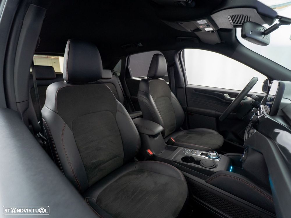 Ford Kuga 2.5 PHEV ST-Line X - 45