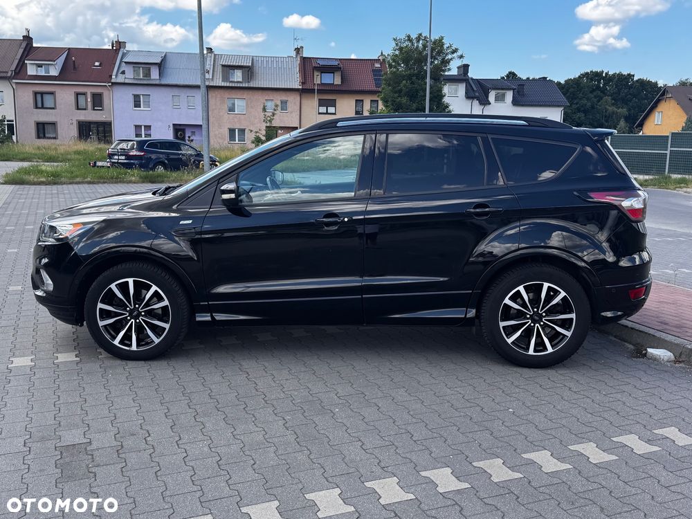 Ford Kuga 2.0 TDCi 2x4 ST-Line - 6