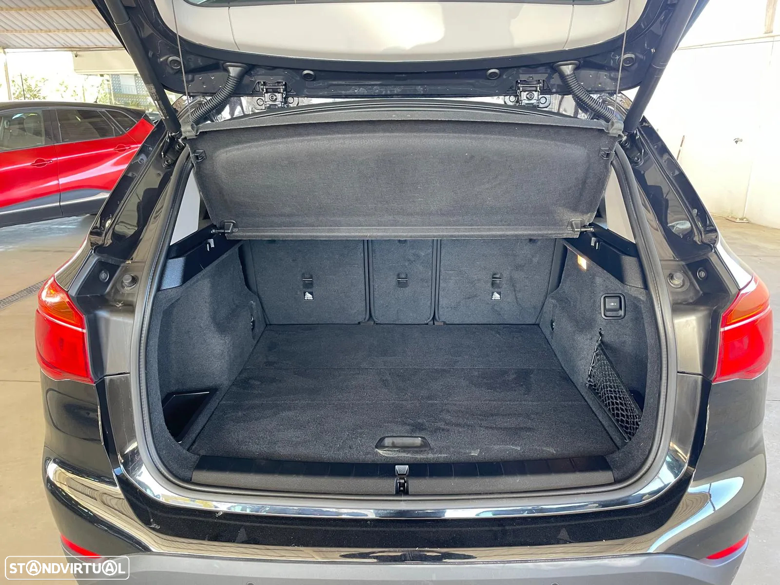 BMW X1 16 d sDrive Advantage - 35