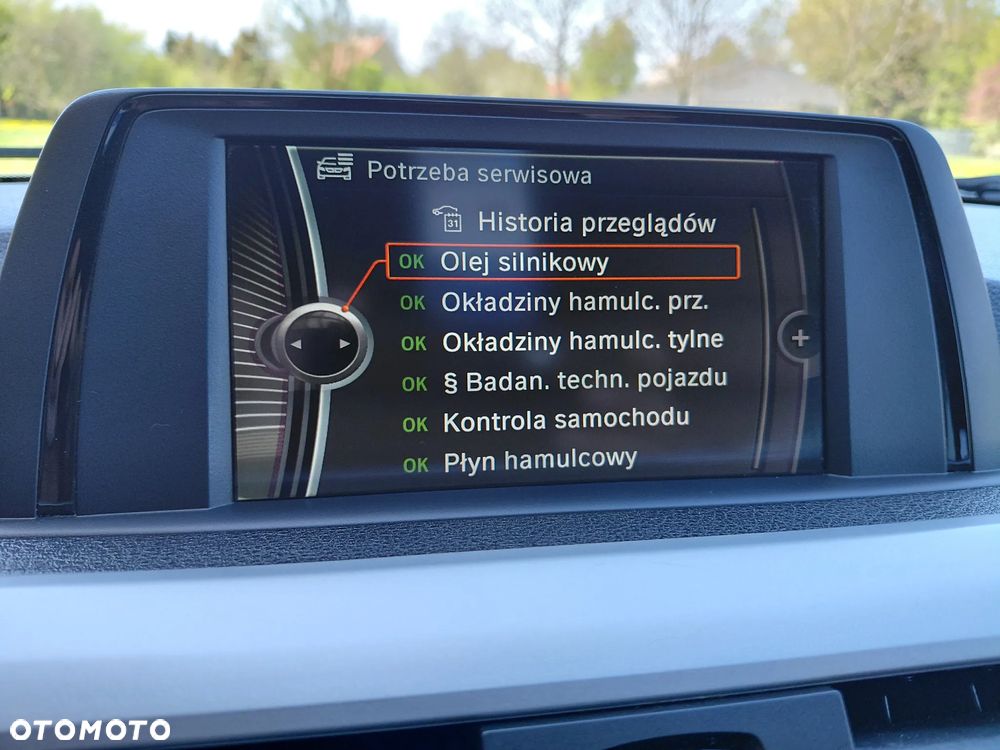 BMW Seria 3 320i Sport Line - 30