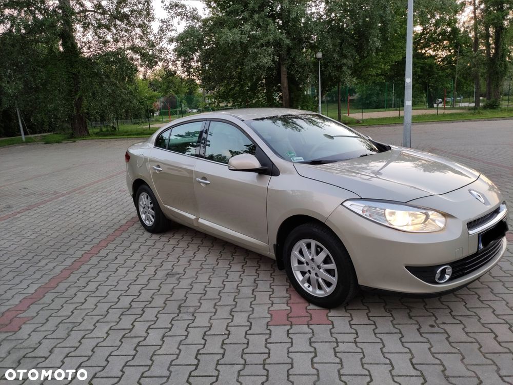 Renault Fluence 1.6 16V Privilege - 14