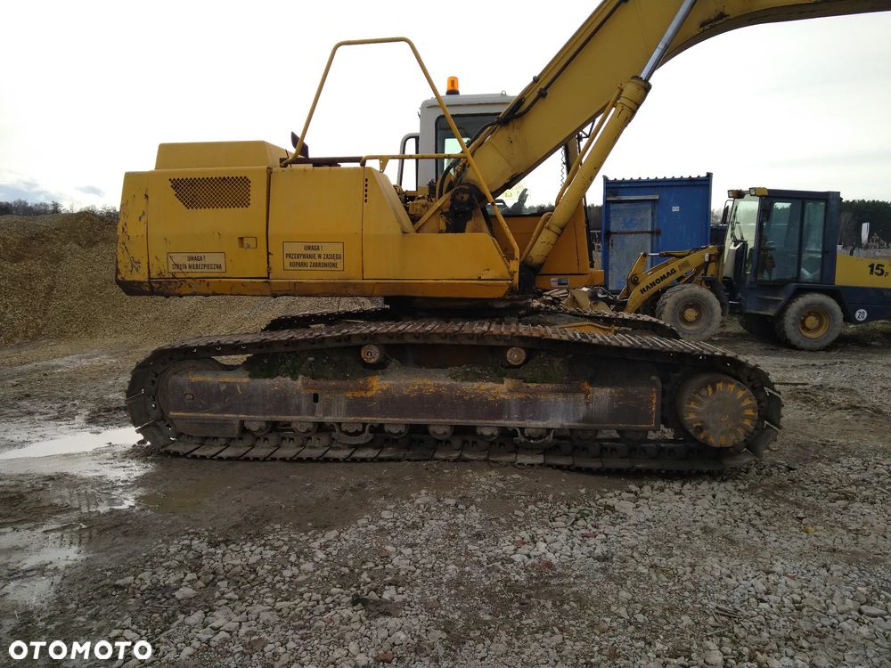 Komatsu PC210-5K - 8