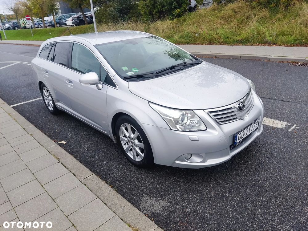 Toyota Avensis 2.0 D-4D Sol plus - 18