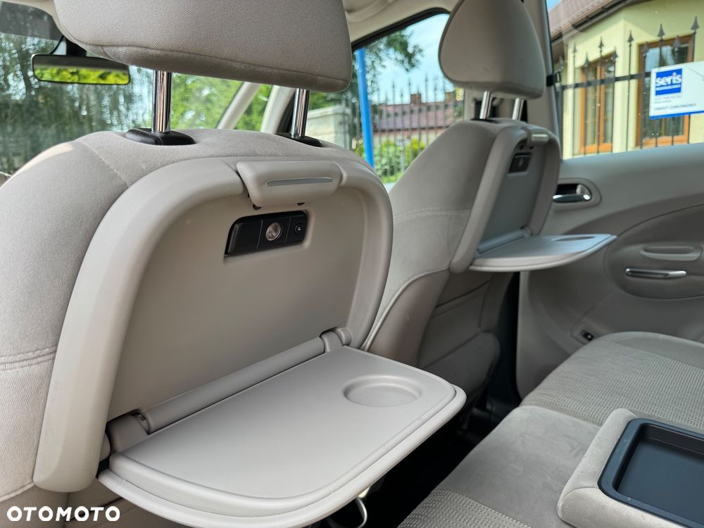 Citroën C3 Picasso 1.6i Exclusive - 24