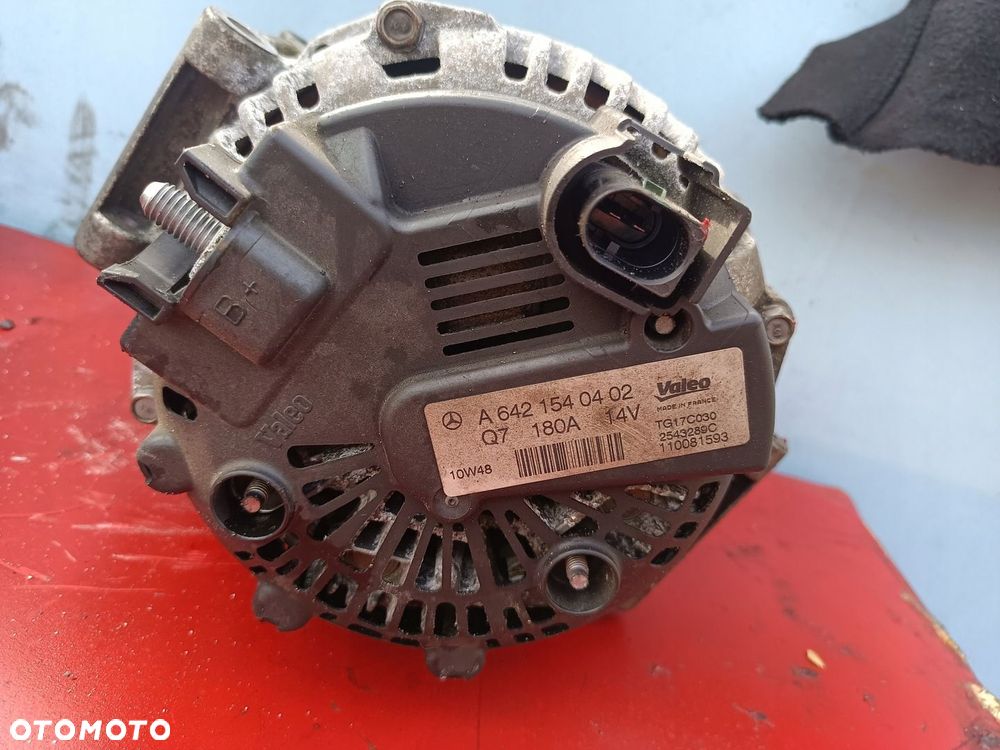 MERCEDES E R KLASA W212 3.0 CDI V6 E350 R350 ALTERNATOR A6421540402 180A - 4