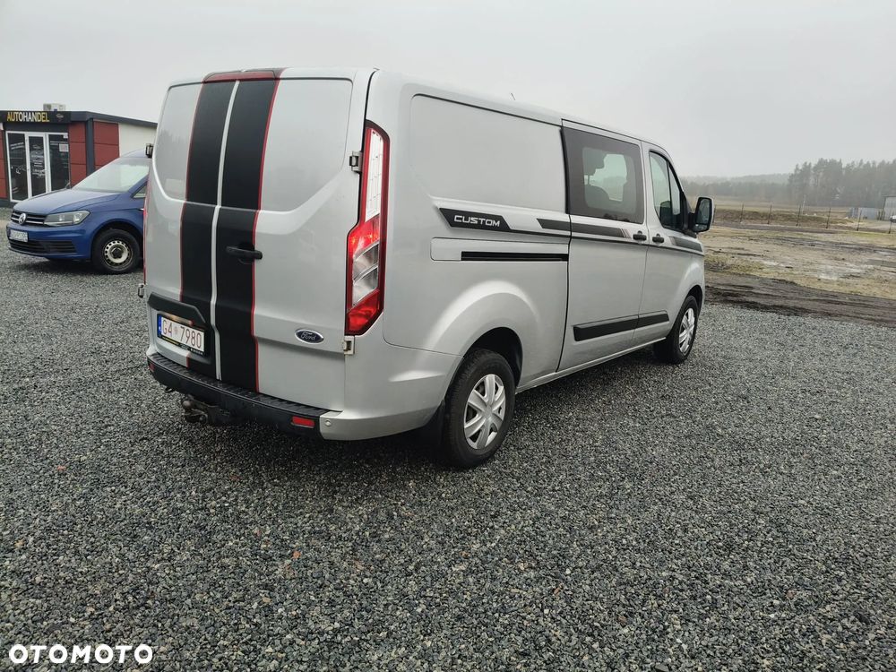 Ford TRANSIT CUSTOM - 3