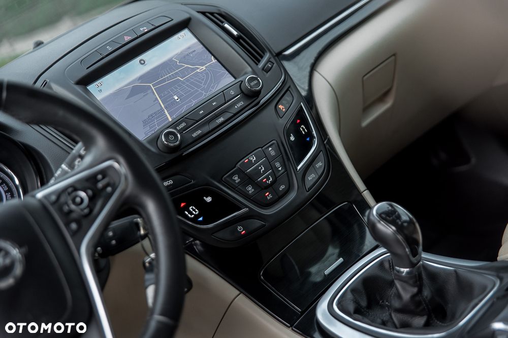 Opel Insignia 2.0 CDTI Cosmo S&S - 36