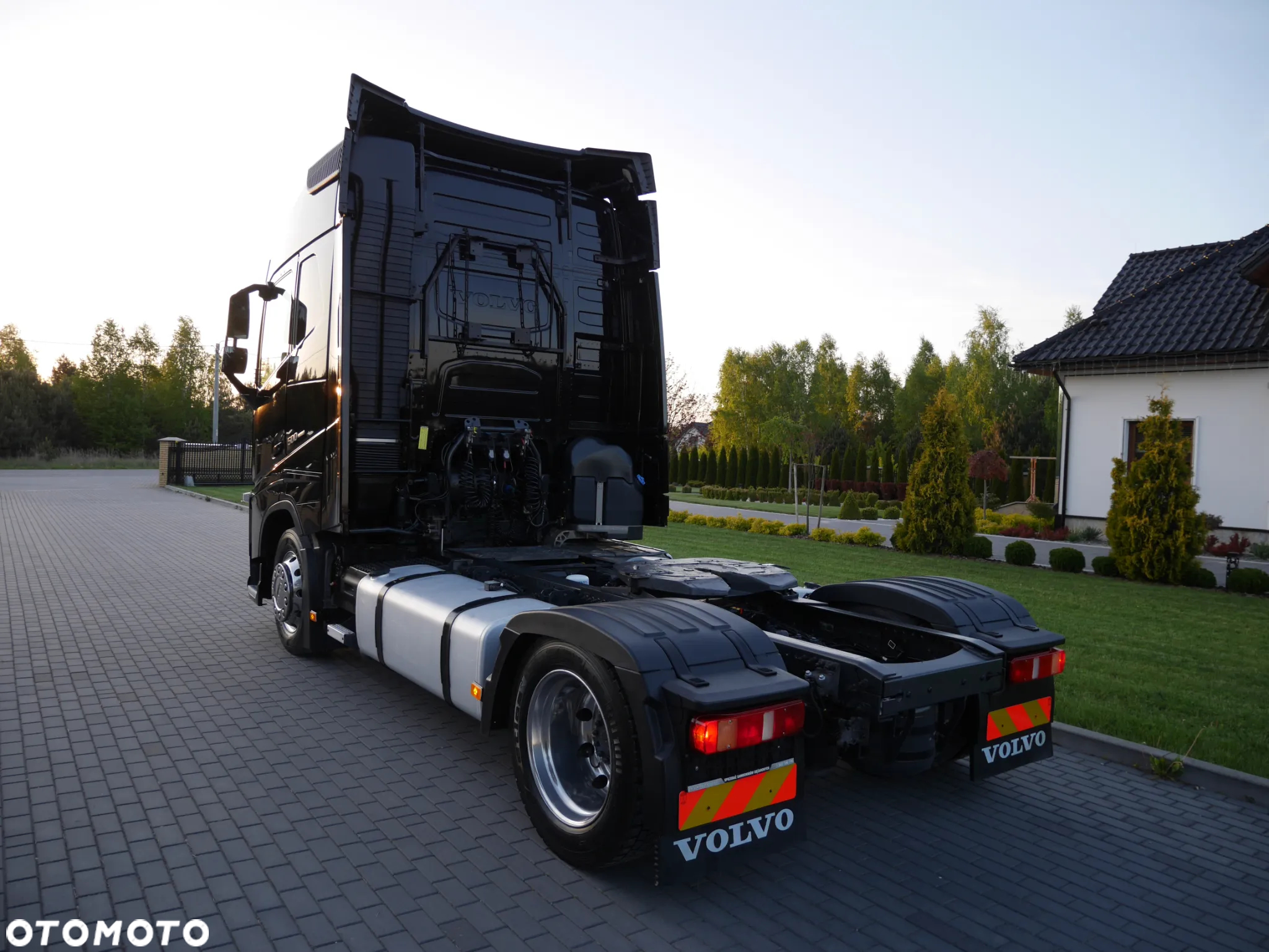 Volvo FH 4/ 500KM/ LOW-DECK/MEGA/ EURO-6/ KLIMA POSTOJOWA - 10
