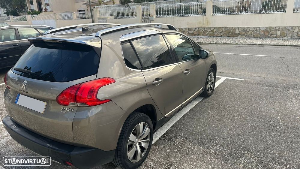 Peugeot 2008 1.6 e-HDi Allure 2-Tronic - 9
