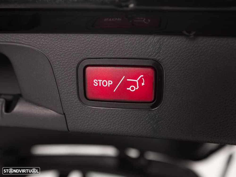 Mercedes-Benz GLC 300 de 4Matic - 11