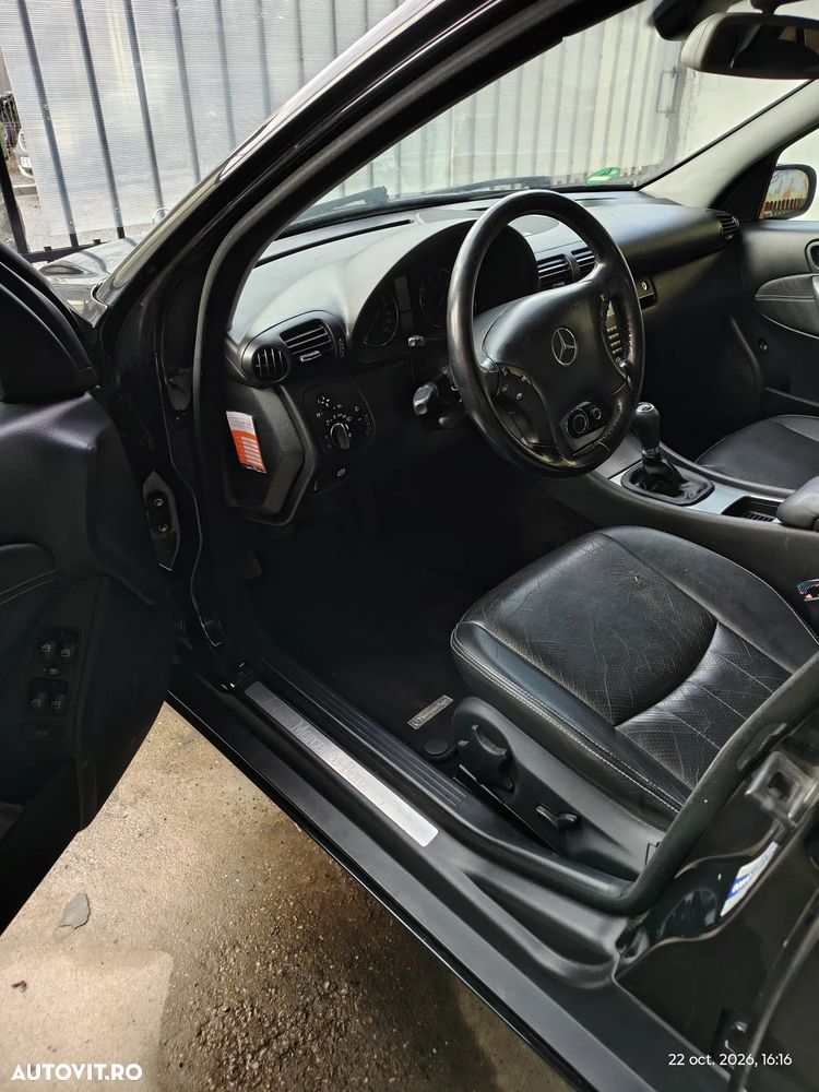 Mercedes-Benz C - 10