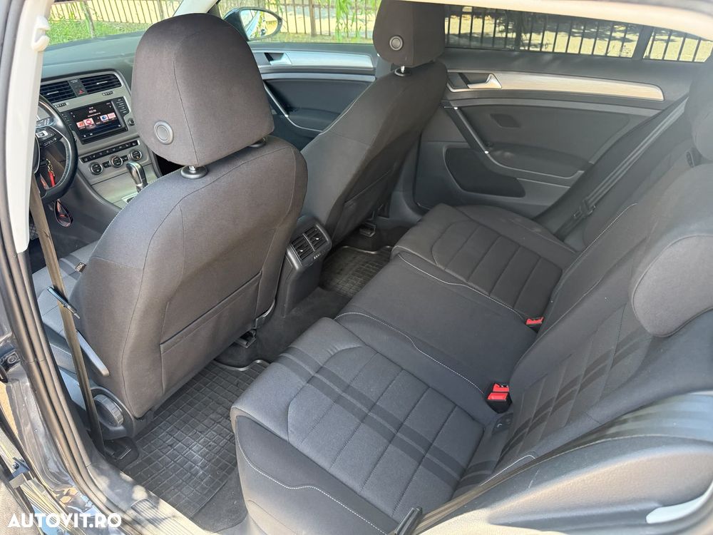 Volkswagen Golf 1.6 TDI DPF BMT DSG Trendline - 8