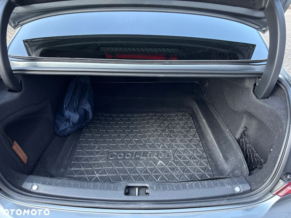 Volvo S90 D5 AWD R-Design - 40