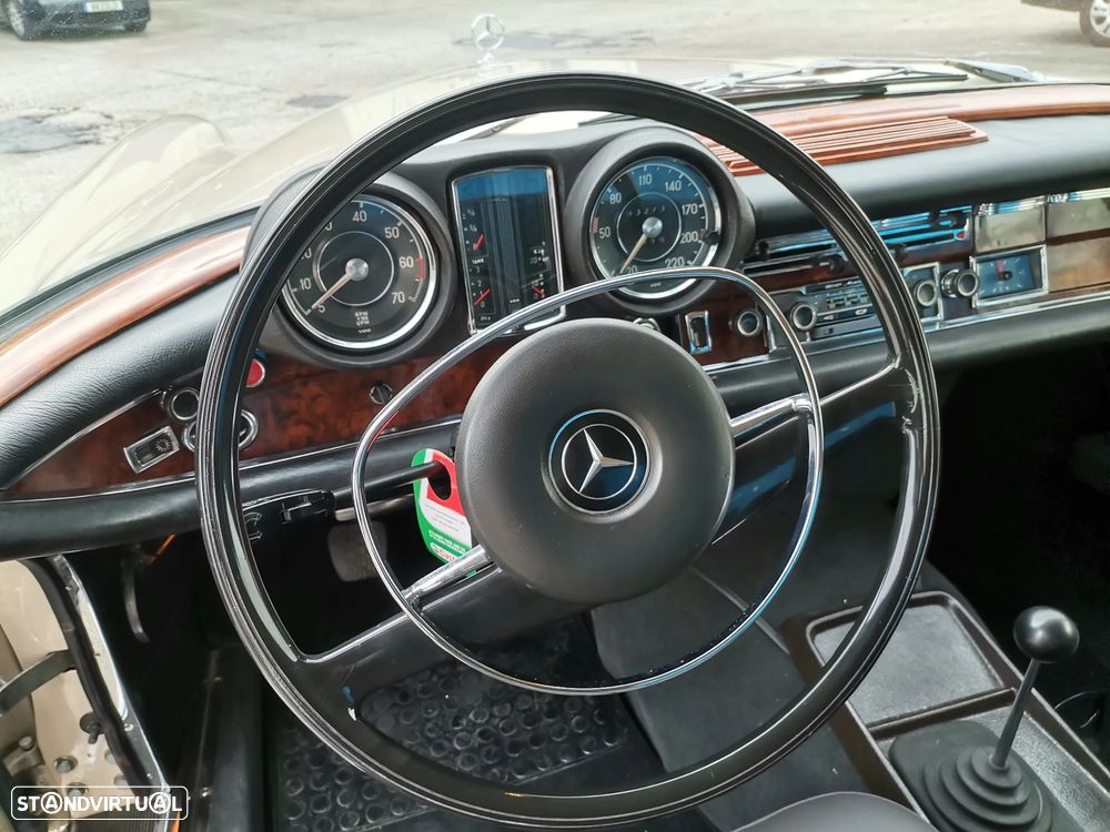 Mercedes-Benz W111/W112 (1961-1968) - 15