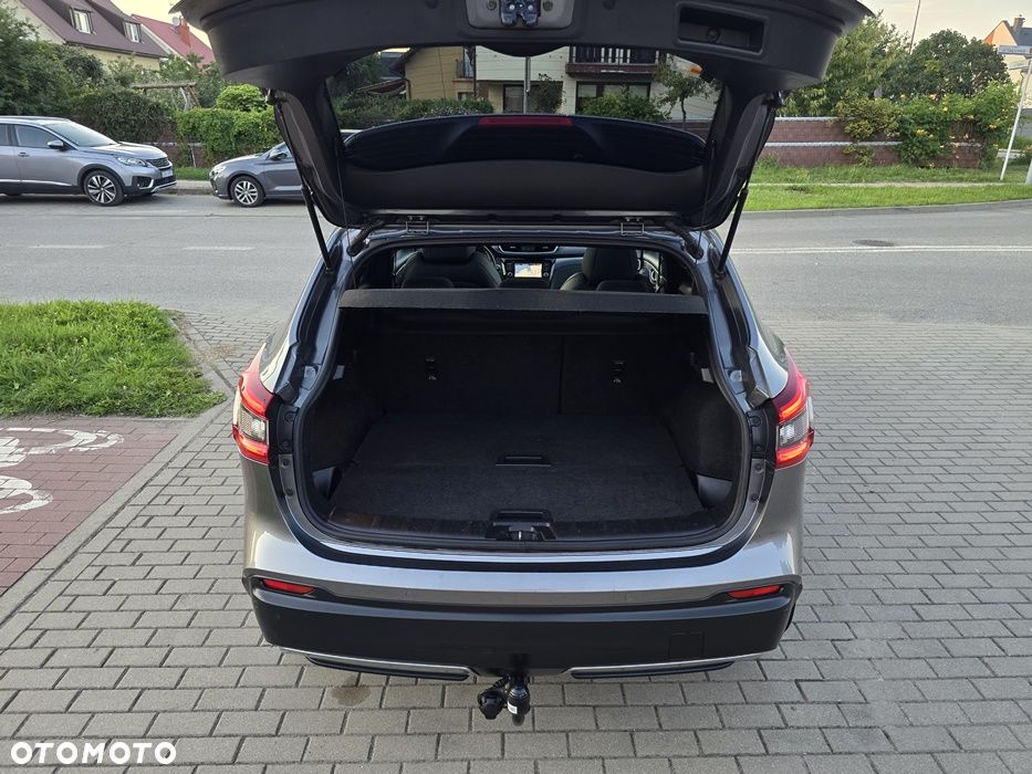 Nissan Qashqai 1.3 DIG-T DCT TEKNA - 34