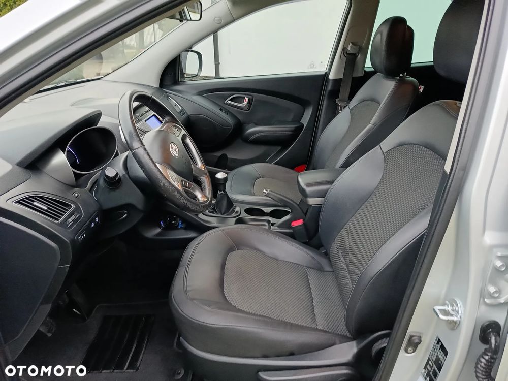 Hyundai ix35 2.0 2WD Style - 23