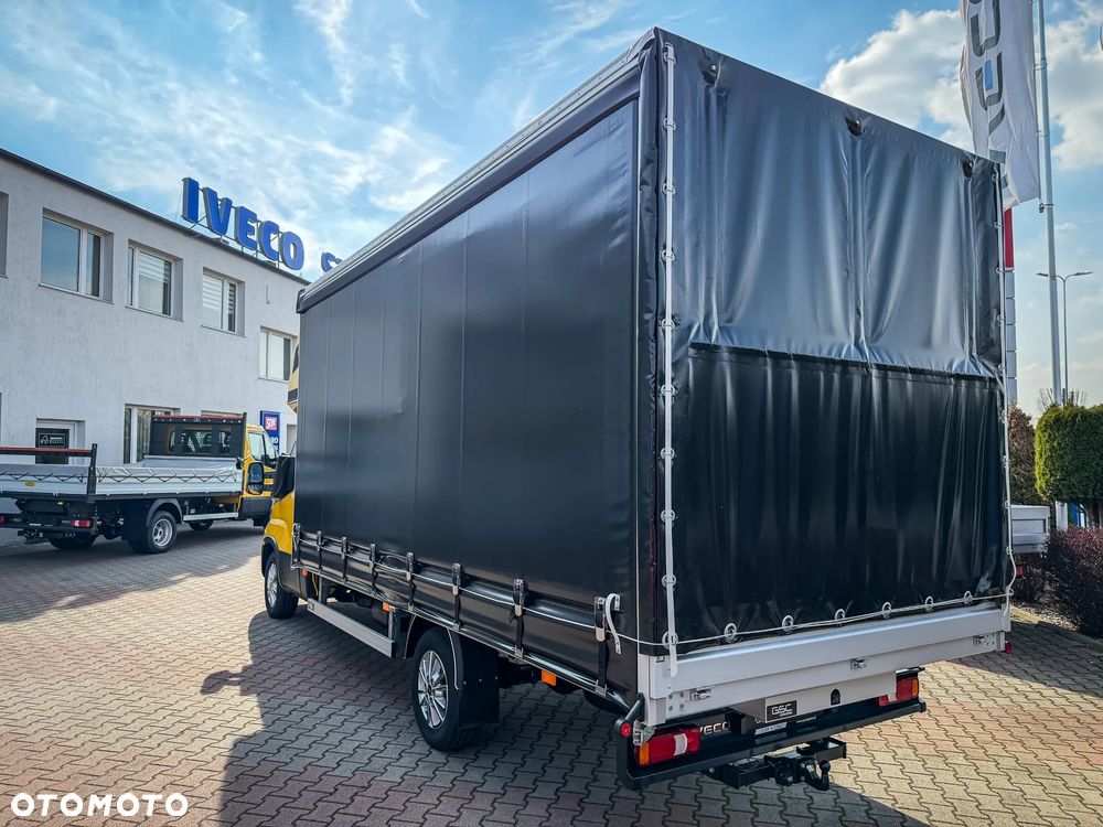 Iveco Daily plandeka 10ep, sypialnia - 9