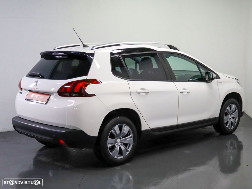 Peugeot 2008 1.2 PureTech Style - 3