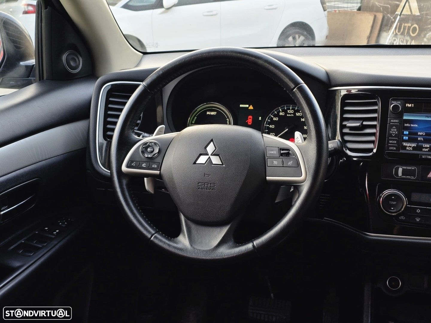 Mitsubishi Outlander 2.0 MIVEC Intense+ - 20