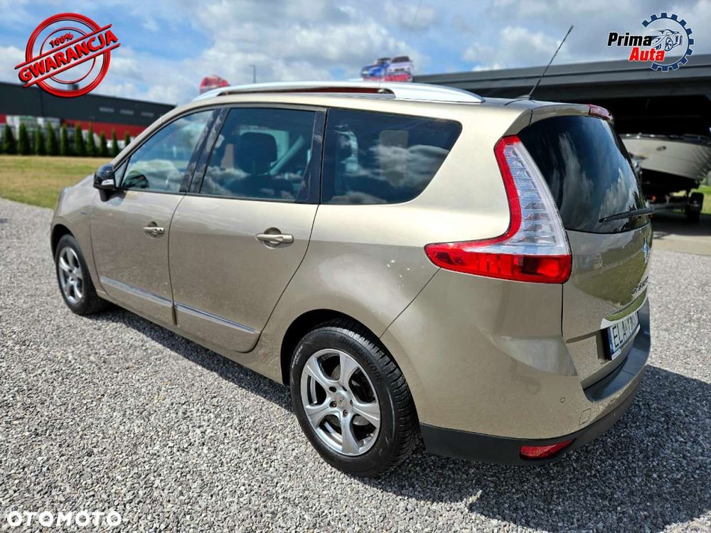 Renault Grand Scenic - 9