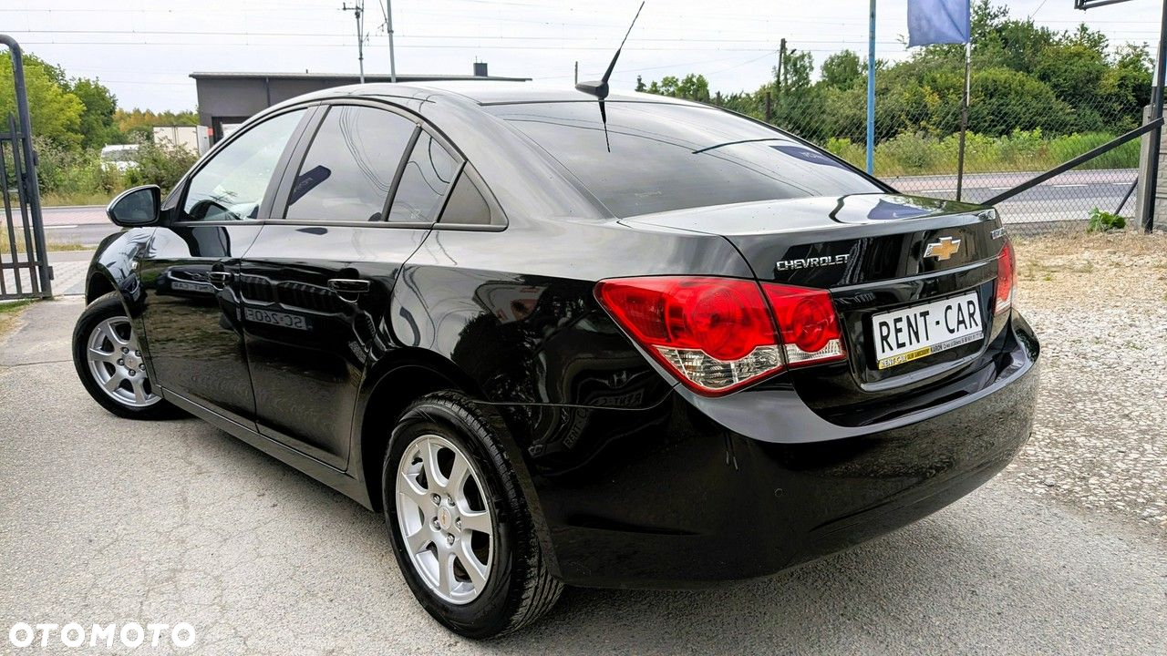 Chevrolet Cruze - 8