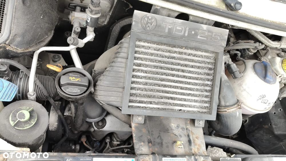 Volkswagen Transporter - 8