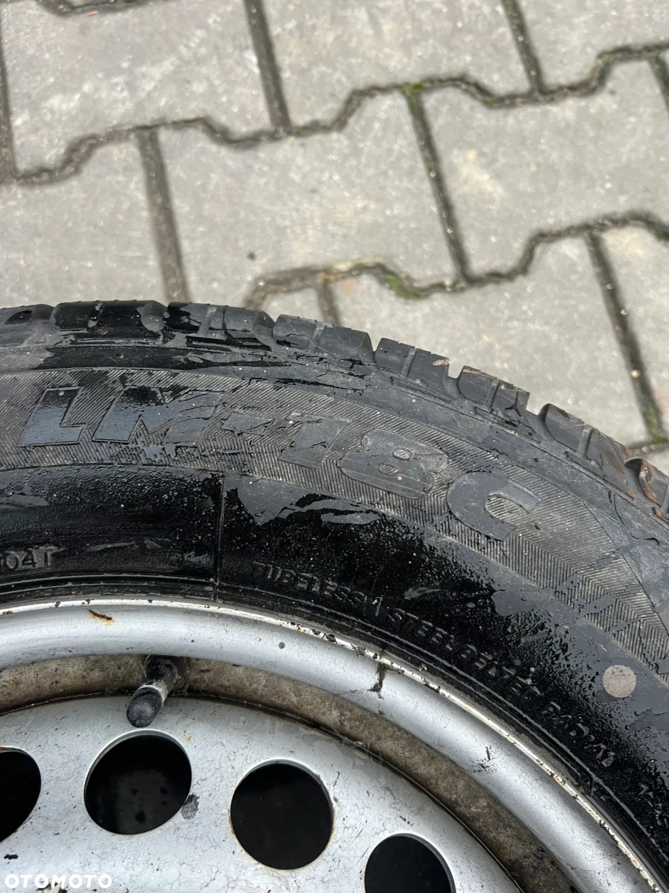 Bridgestone Blizzak LM-18c 215/65r16C - 3