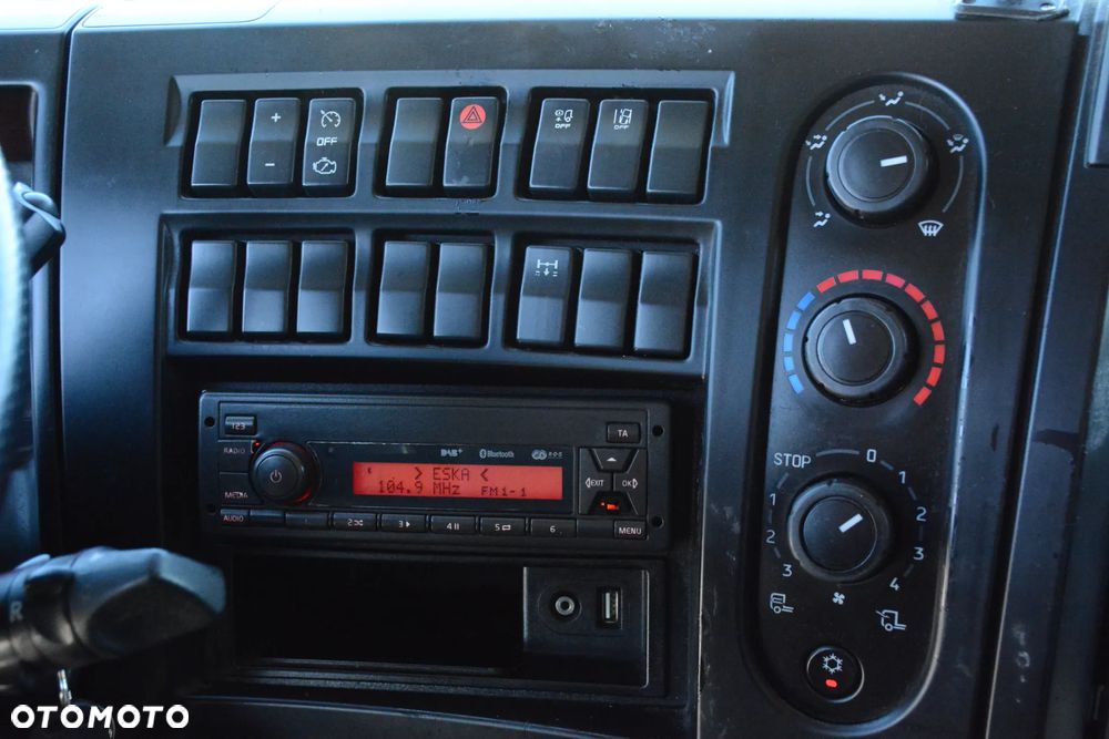 Renault D 19 WIDE / 2018 / Chłodnia / Lamberet / Agregat Carrier / Winda - 15