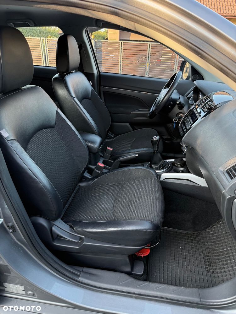 Mitsubishi ASX - 13