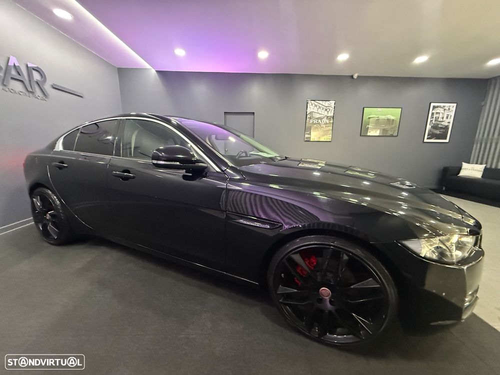 Jaguar XE 2.0 D Portfolio Aut. - 11