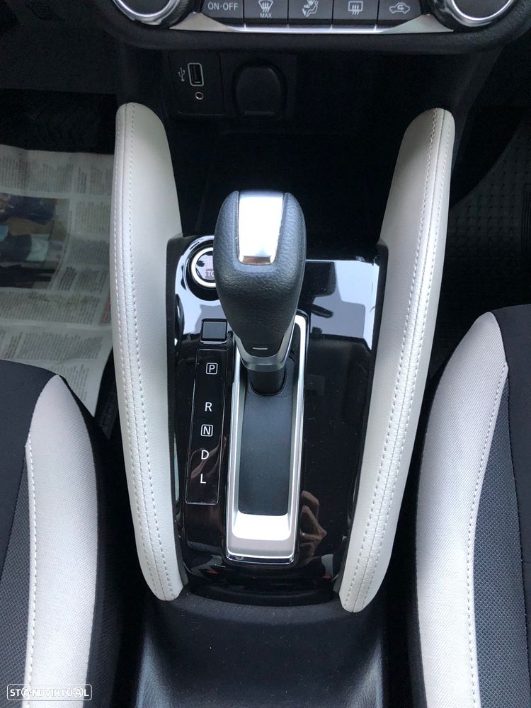 Nissan Micra 1.0 IG-T N-Connecta CVT - 32