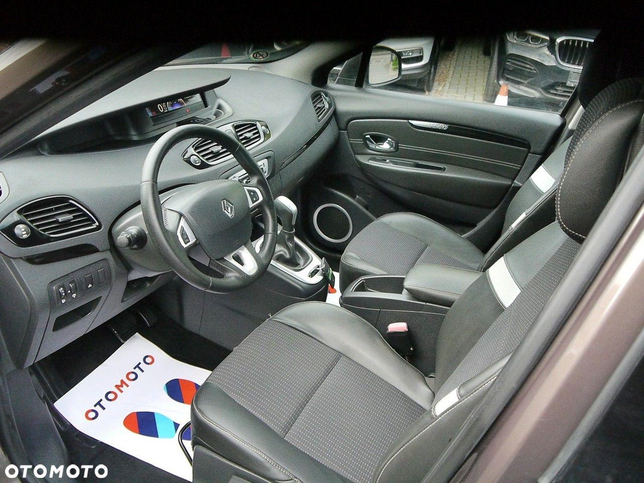 Renault Scenic 2.0 16V 140 CVT Luxe - 16
