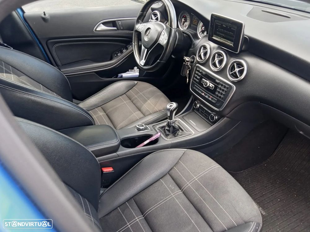 Mercedes-Benz A 180 CDI AMG Line - 4