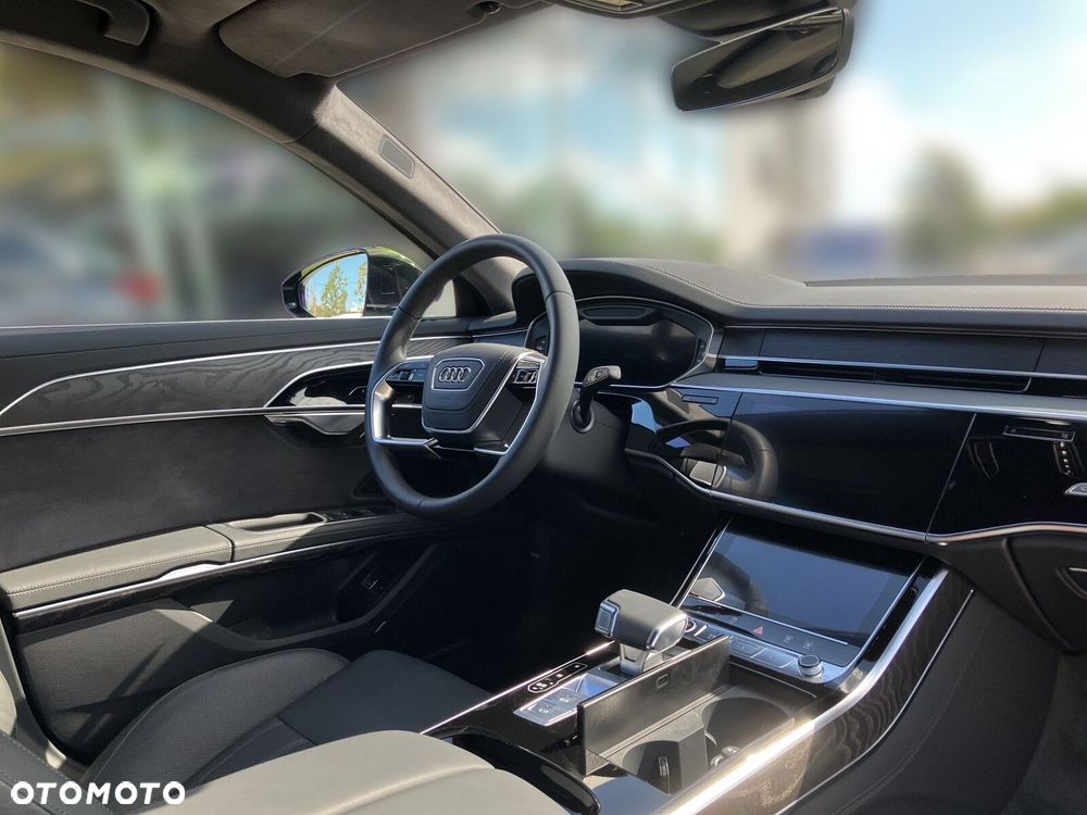 Audi A8 - 10