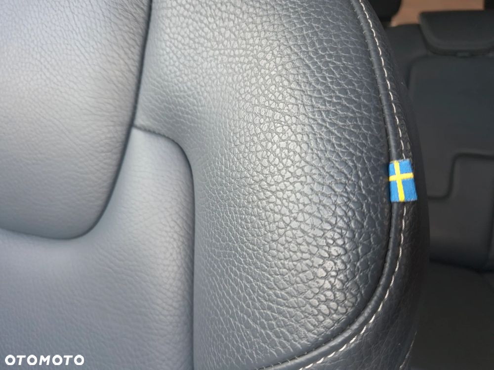 Volvo XC 90 B5 D AWD Momentum 7os - 30