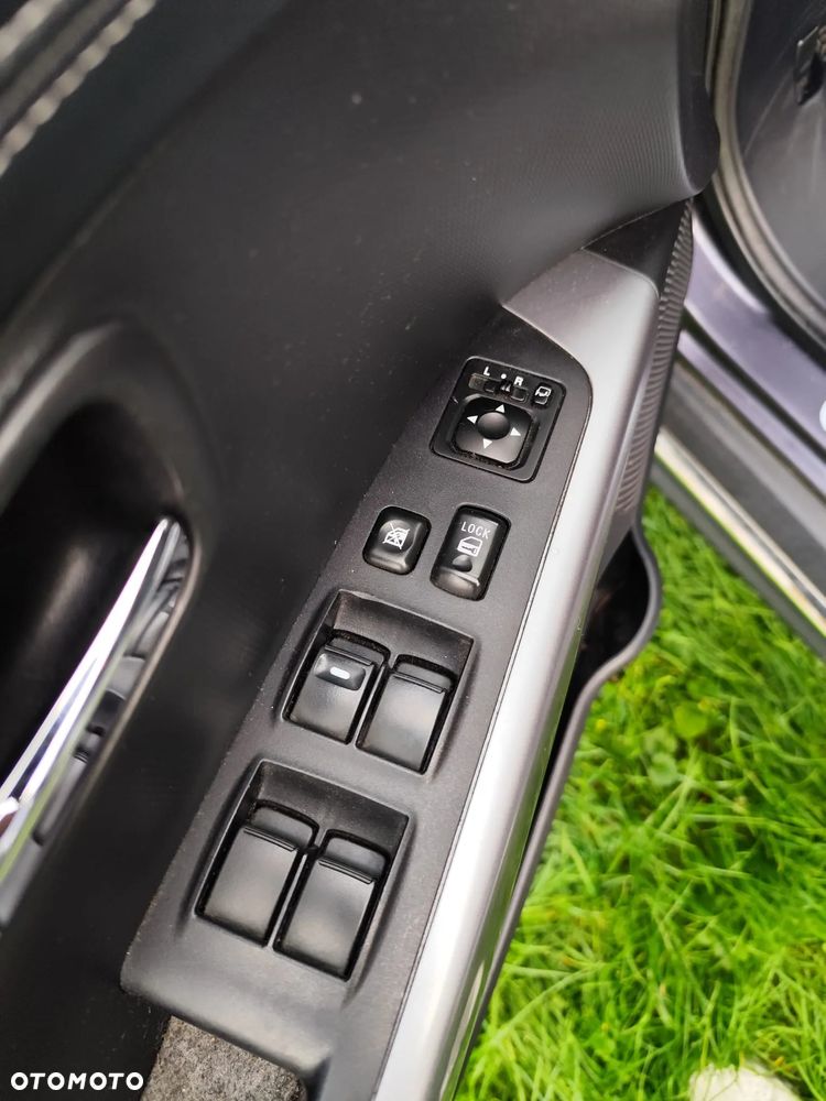 Mitsubishi Outlander 2.0 2WD Invite - 22